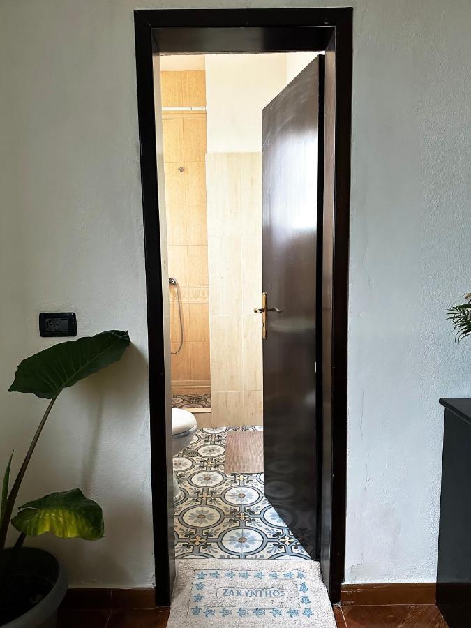 Cozy Big Apartment With Balcony Tirana Exterior photo