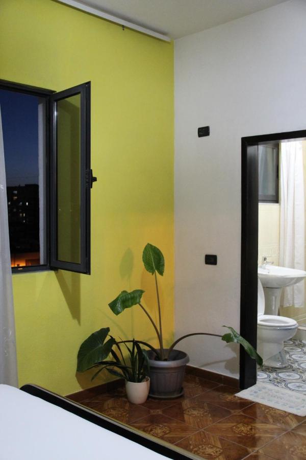 Cozy Big Apartment With Balcony Tirana Exterior photo