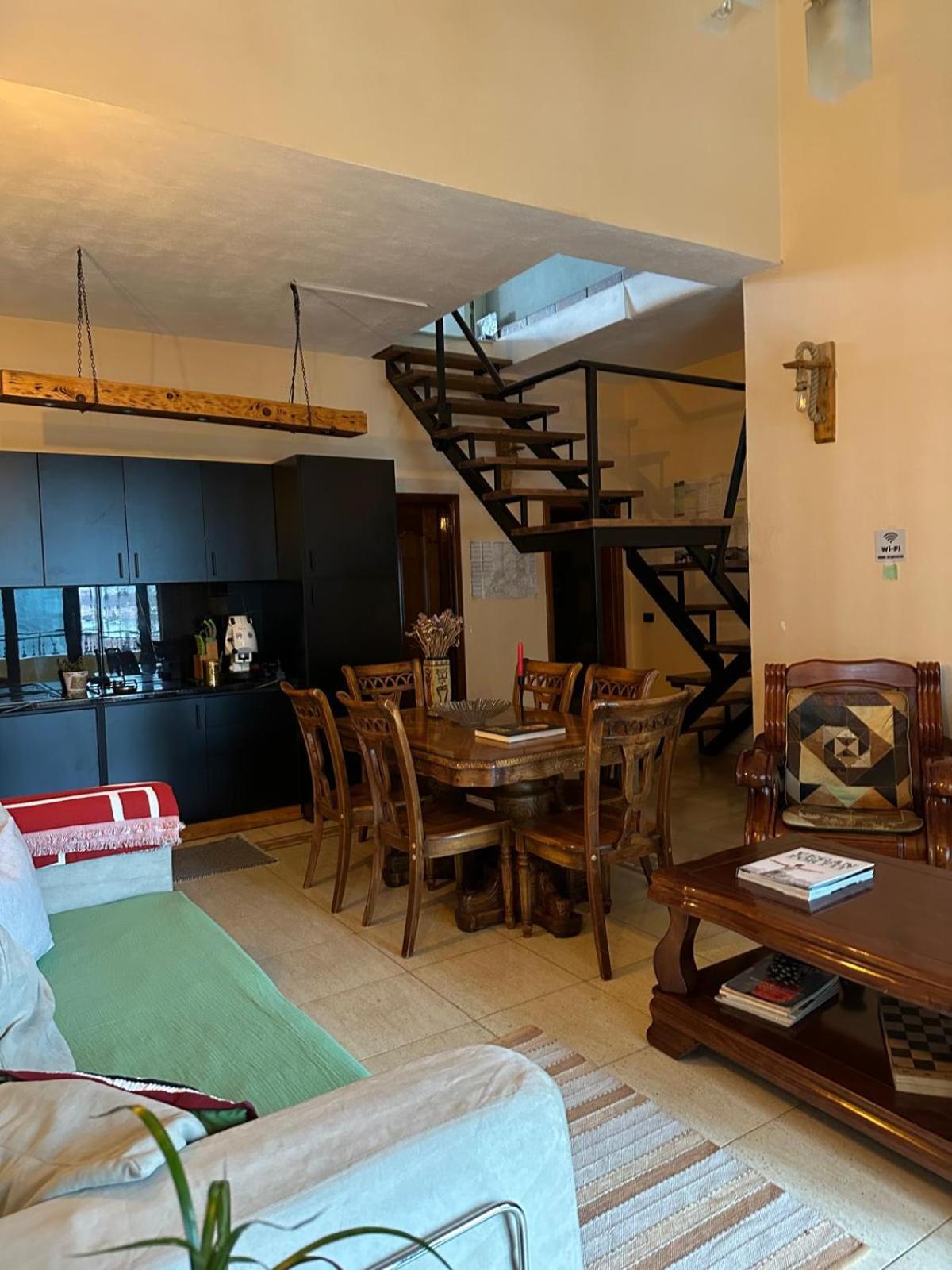 Cozy Big Apartment With Balcony Tirana Exterior photo