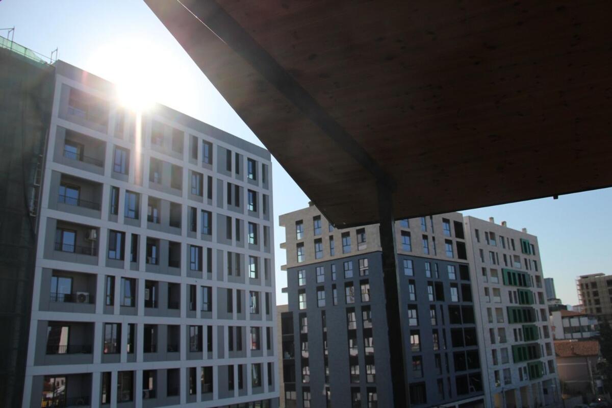 Cozy Big Apartment With Balcony Tirana Exterior photo