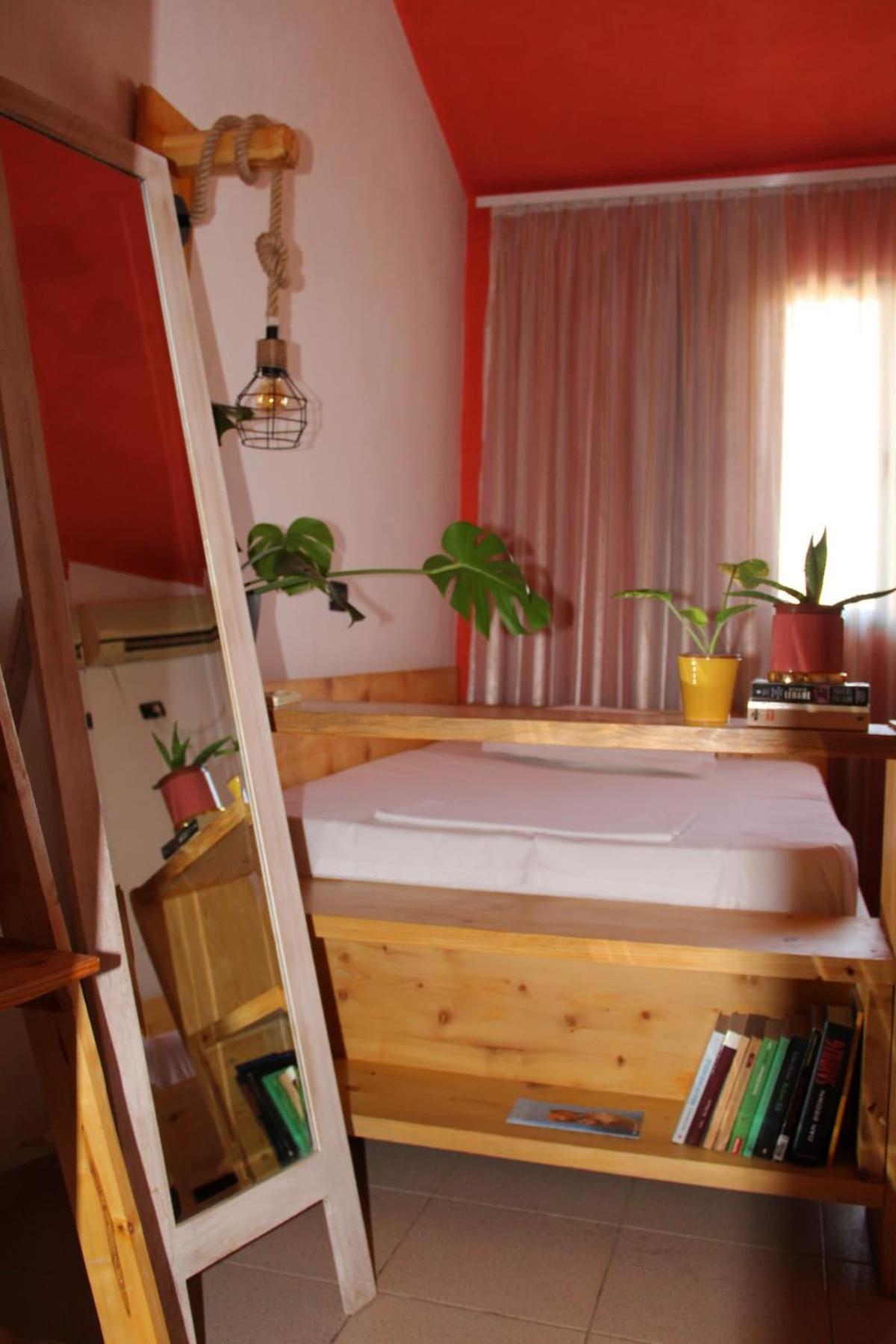Cozy Big Apartment With Balcony Tirana Exterior photo